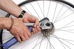 Замена кассеты на велосипеде