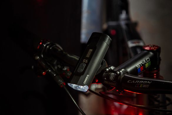 Велосипедная фара ONRIDE Rouse 30, 1000 люмен,  с функцией PowerBank (4800 mAh), алюминий черная