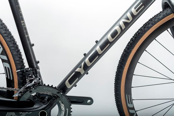 Гравійний велосипед Cyclone GSX чорний 2022